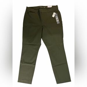 NWT Old Navy Women's Olive Green Trousers